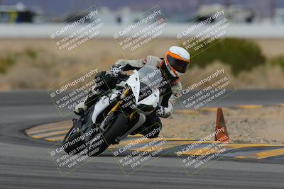 media/Jan-14-2023-SoCal Trackdays (Sat) [[497694156f]]/Turn 4 Set 1 (1020am)/